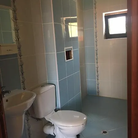 Raiski Zaliv Vila *
